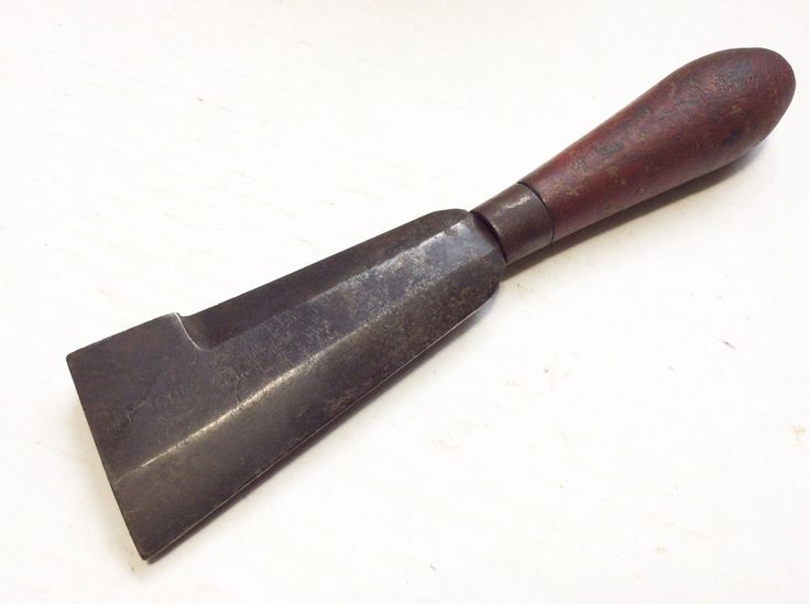broommaker’s hammer