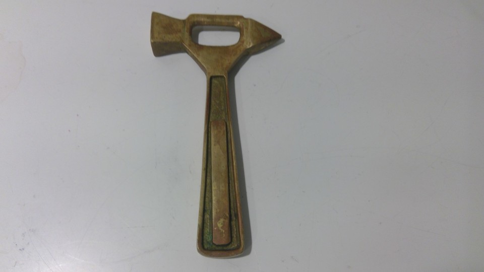 ice pick hammer