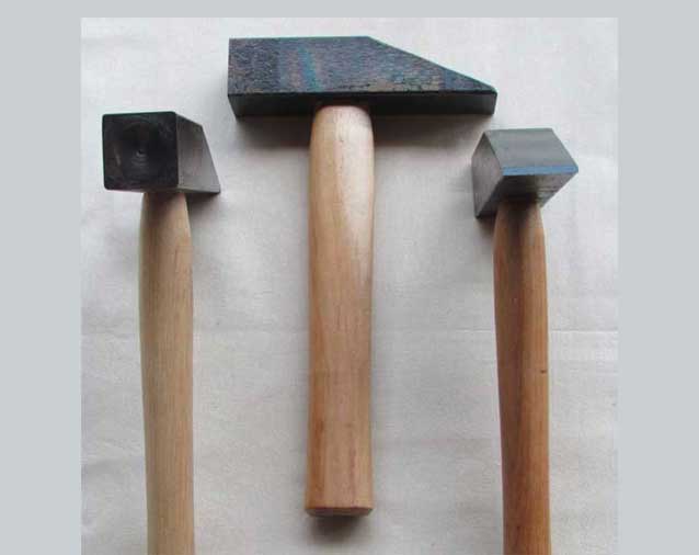 walling hammer