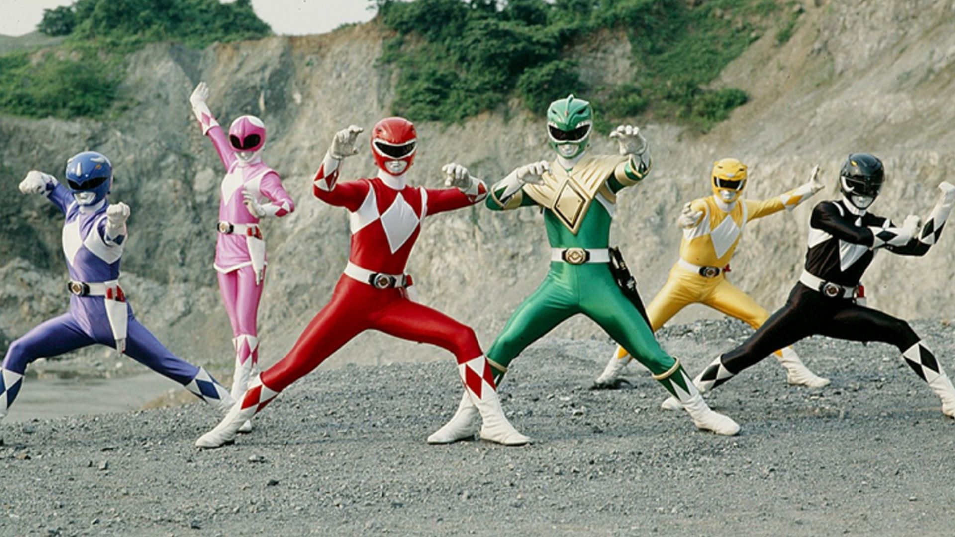 Power Rangers Dino Fury (28x06) – Megazord Hammer Formation First Fight, “Superstition Strikes”